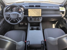 Land Rover Defender OCTA Black 110 P635 2026