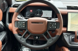 Land Rover Defender OCTA 110 P635 2026
