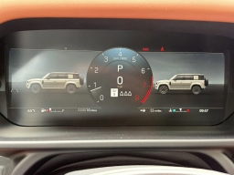 Land Rover Defender OCTA 110 P635 2026