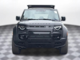 Land Rover Defender OCTA 110 P635 2026