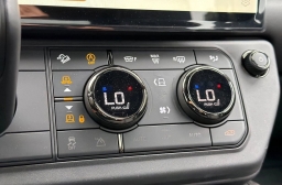 Land Rover Defender OCTA 110 P635 2026