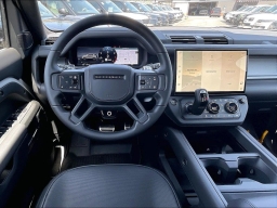 Land Rover Defender OCTA 110 P635 2026