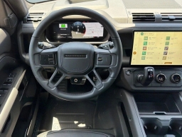 Land Rover Defender OCTA 110 P635 2026