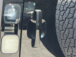 Land Rover Defender OCTA 110 P635 2026