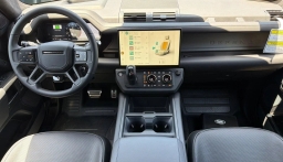 Land Rover Defender OCTA 110 P635 2026