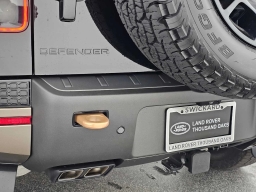 Land Rover Defender OCTA 110 P635 2026