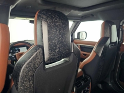 Land Rover Defender OCTA 110 P635 2026