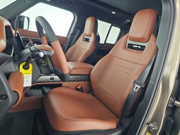 Land Rover Defender OCTA 110 P635 2026