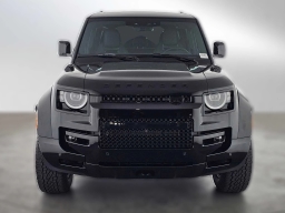 Land Rover Defender OCTA Black 110 P635 2026