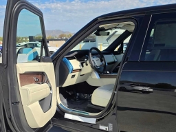 Land Rover Range Rover SE P550e SWB 2026
