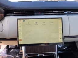 Land Rover Range Rover SE P550e SWB 2026