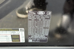 Land Rover Range Rover SE P550e SWB 2026
