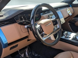 Land Rover Range Rover SE P550e SWB 2026