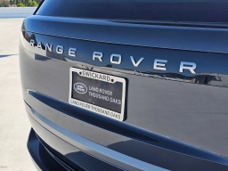 Land Rover Range Rover SE P550e SWB 2026