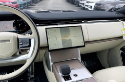 Land Rover Range Rover SE P400 SWB 2026