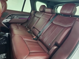 Land Rover Range Rover SE P400 SWB 2026