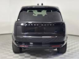 Land Rover Range Rover SE P400 SWB 2026