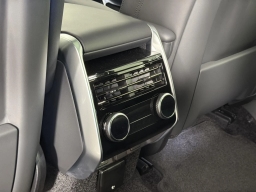 Land Rover Range Rover SE P400 SWB 2026
