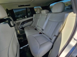 Land Rover Range Rover SE P400 SWB 2026