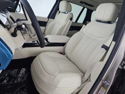 Land Rover Range Rover SE P400 SWB 2026