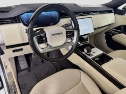 Land Rover Range Rover SE P400 SWB 2026