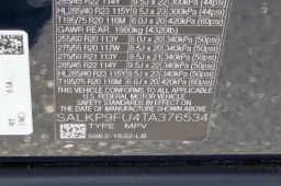 Land Rover Range Rover SE P400 SWB 2026