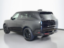 Land Rover Range Rover SE P400 SWB 2026
