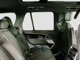 Land Rover Range Rover SE P400 SWB 2026