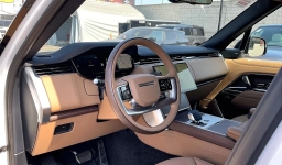 Land Rover Range Rover SE P400 SWB 2026
