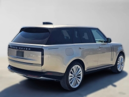 Land Rover Range Rover SE P400 SWB 2026