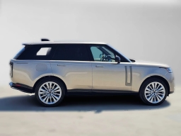 Land Rover Range Rover SE P400 SWB 2026