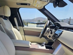 Land Rover Range Rover SE P400 SWB 2026