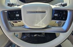 Land Rover Range Rover SE P400 SWB 2026