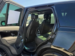 Land Rover Range Rover SE P400 SWB 2026