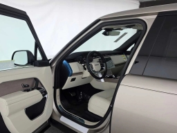 Land Rover Range Rover SE P400 SWB 2026