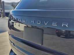 Land Rover Range Rover SE P400 SWB 2026