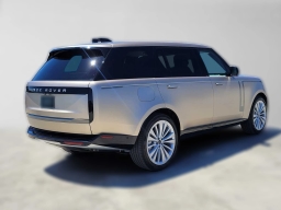 Land Rover Range Rover SE P530 LWB 7 Seat 2026