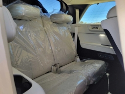 Land Rover Range Rover SE P530 LWB 7 Seat 2026