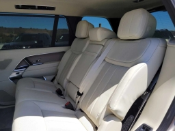 Land Rover Range Rover SE P530 LWB 7 Seat 2026