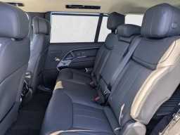 Land Rover Range Rover SE P530 LWB 7 Seat 2025