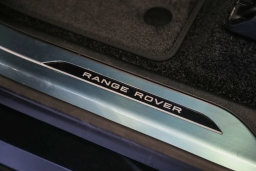 Land Rover Range Rover SE P530 LWB 7 Seat 2026