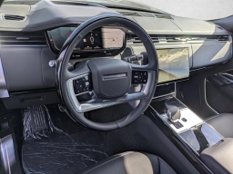 Land Rover Range Rover SE P400 LWB 7 Seat 2026