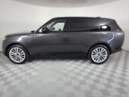 Land Rover Range Rover SE P400 LWB 7 Seat 2026