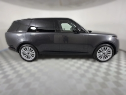 Land Rover Range Rover SE P400 LWB 7 Seat 2026