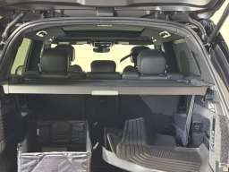 Land Rover Range Rover SE P400 LWB 7 Seat 2026