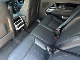 Land Rover Range Rover SE P400 LWB 7 Seat 2026
