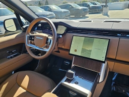 Land Rover Range Rover SE P400 LWB 7 Seat 2026