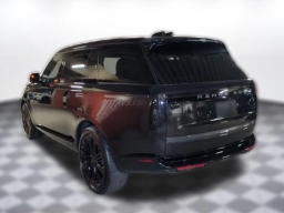 Land Rover Range Rover SE P400 LWB 7 Seat 2026