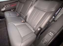 Land Rover Range Rover SE P400 LWB 7 Seat 2026