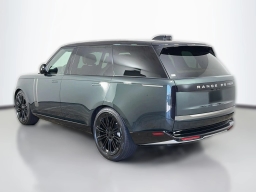 Land Rover Range Rover SE P400 LWB 7 Seat 2026